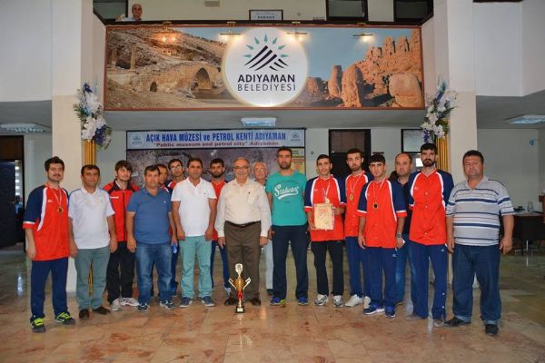 SESSİZ ŞAMPİYONLARDAN BAŞKAN KUTLU’YA ZİYARET