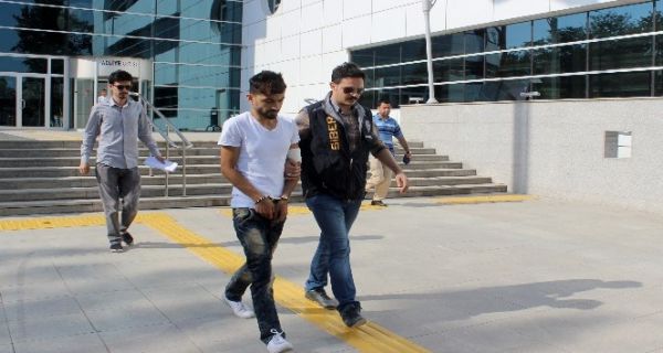 Siber dolandırıcı tutuklandı