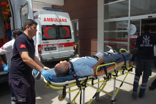 Sıcaktan Bayılıp Hastanelik Oldu