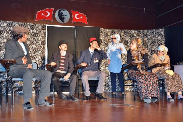“SINAVSIZ HAVA SAHASI” SEYİRCİ İLE BULUŞTU