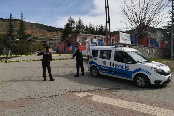Sincik ilçesinde 6 ailenin yaşadığı caddeye karantina