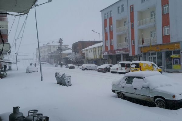 Sincik İlçesinde Taşımalı Eğitime Ara Verildi