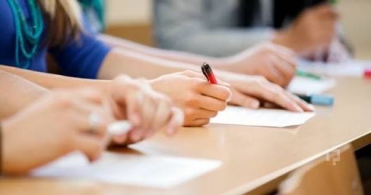 Neden tek bir erkek öğrenci var?