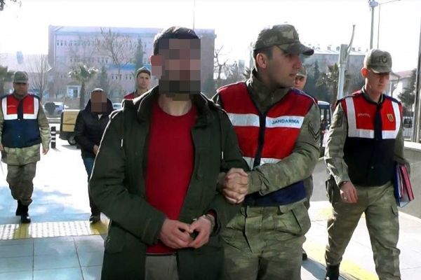 Sosyal medyada terör propagandası yapan 2 şahıs adliyeye sevk edildi