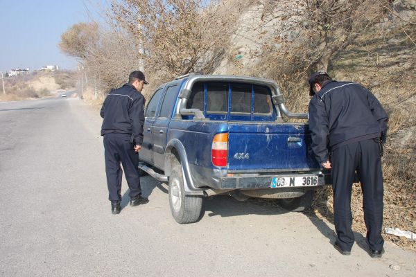 Şüpheli Kamyonet Polisi Harekete Geçirdi