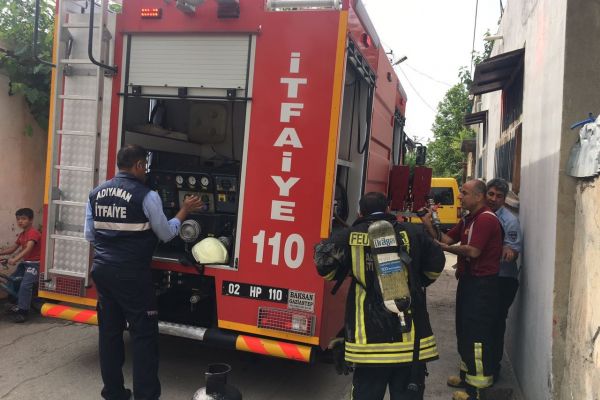 Suriyelilerin kaldığı evde yangın