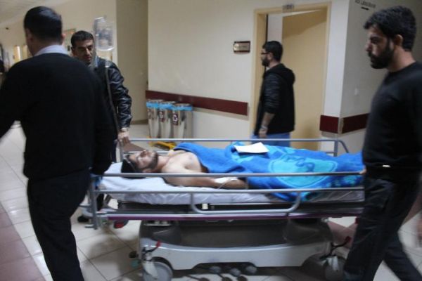 Tabancayla kendini vurdu