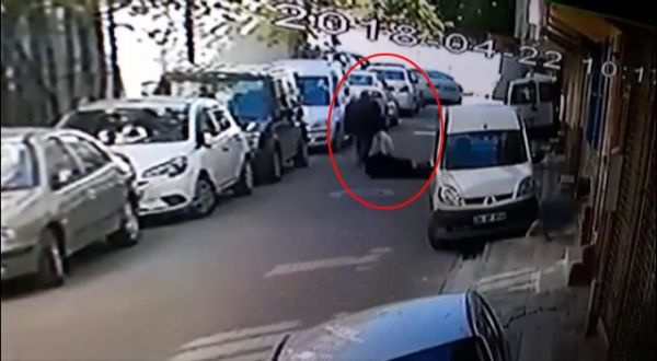 Taciz ettiği kadının kocasını öldürdü..!