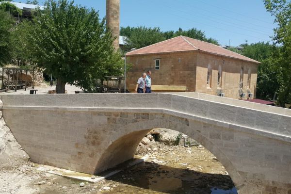 Tarihi İndere Köprüsü restore edildi