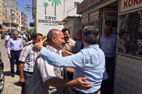 TBMM Başkan Vekili Aydın Kahta’da esnaflarla bir araya geldi