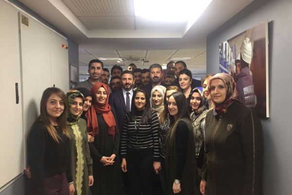 TBMM Başkan Vekili Aydın’dan çağrı merkezine ziyaret