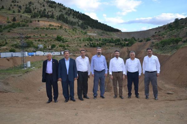 TBMM Başkanvekili Aydın ve milletvekilleri Çat Barajı tünelini inceledi