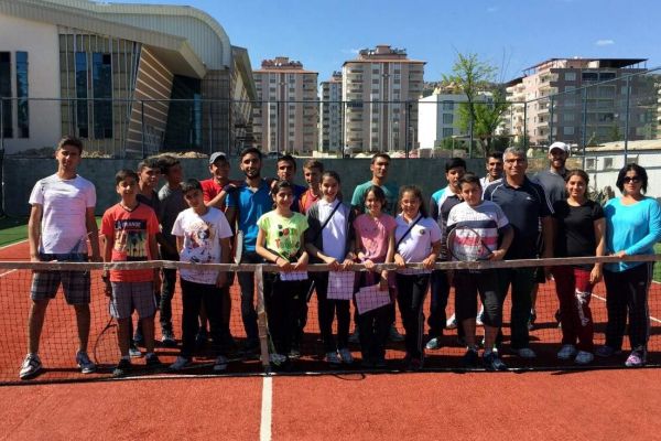 Tenisçiler Türkiye Şampiyonasına Hazır