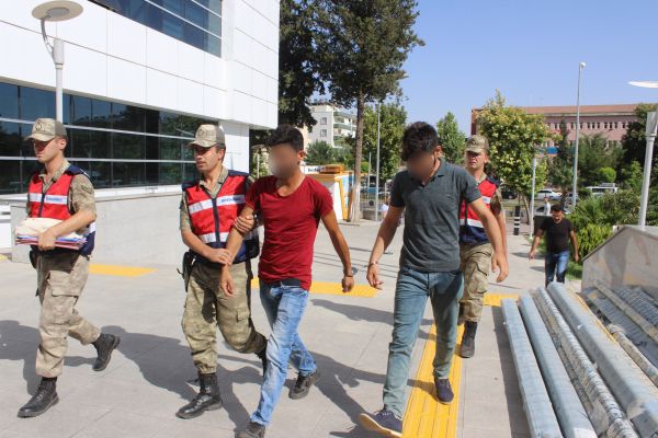 Terör propagandası yapan 3 şahıs adliyeye sevk edildi