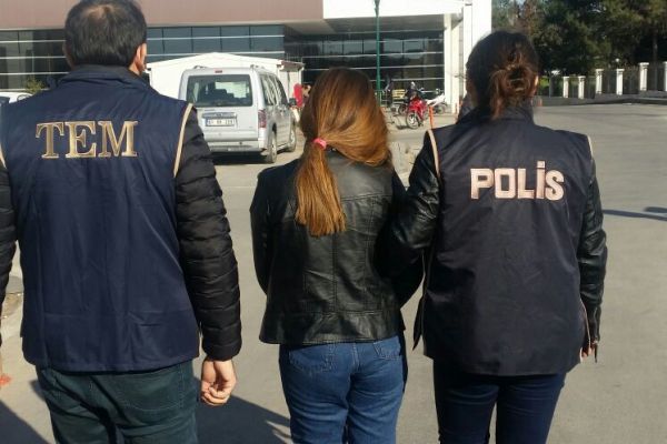 Terör propagandası yapan 5 kişi gözaltına alındı