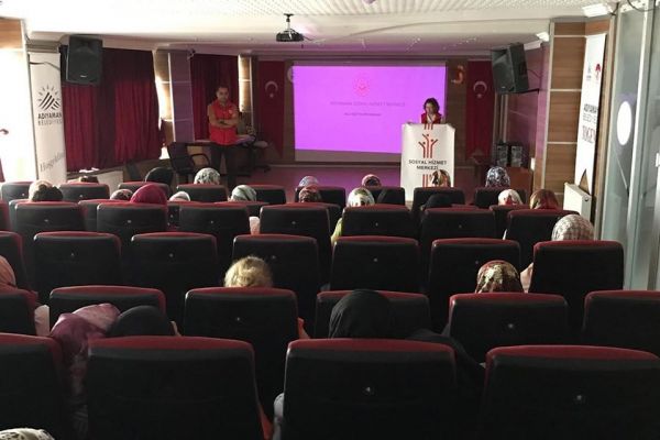 TOGEM’den kursiyerlerine aile eğitim programı