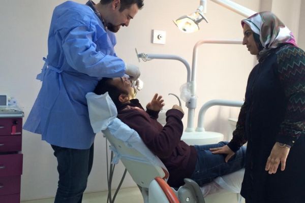 TRSM’deki Hastaların Ağız Ve Diş Sağlığı Tedavisi Yapıldı