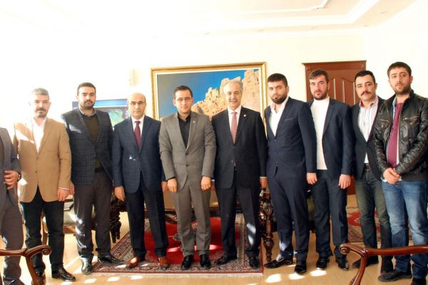 TÜRKİYE GENÇLİK VAKFI’NDAN VALİ DEMİRTAŞ’A ZİYARET