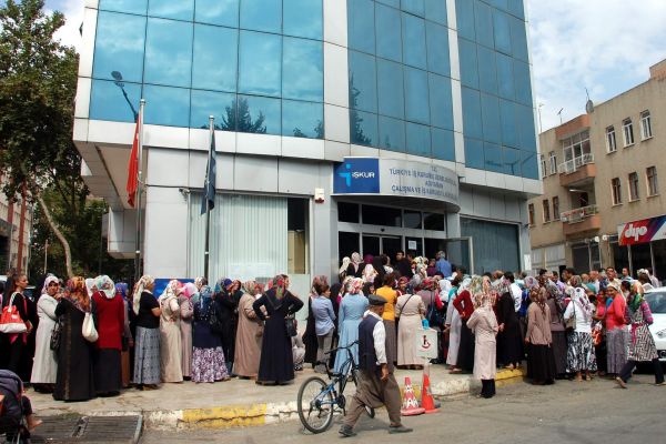 TYP Başvuruları Ertelendi