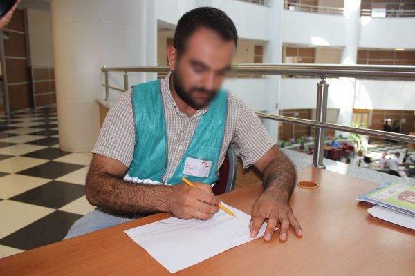 Uyuşturucu çok sevdiği resimden uzaklaştırdı