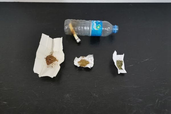 Uyuşturucu ile yakalanan 6 kişi gözaltına alındı
