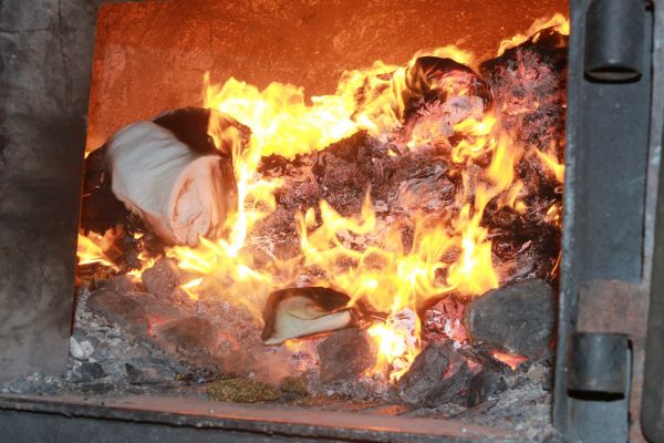 Uyuşturucu maddeler kalorifer kazanlarında imha edildi