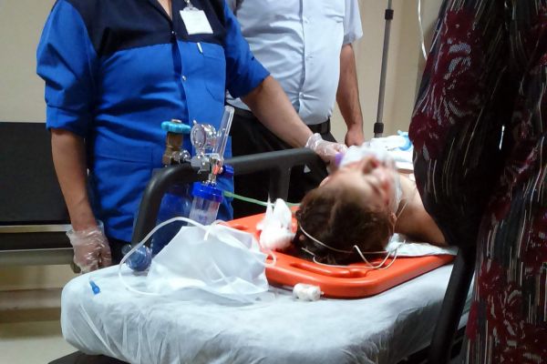 Üzerine Televizyon Düşen Çocuk Ağır Yaralandı