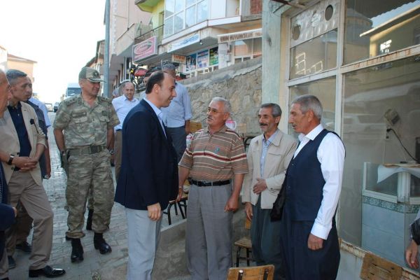 Vali Abdullah Erin, Çelikhanlılarla buluştu
