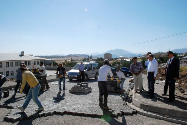 Vali Demirtaş İlçe Gezilerine Sincik’le Devam Etti