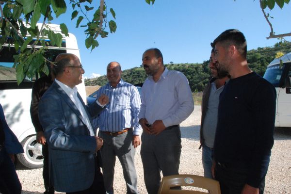 Vali Demirtaş’tan Minibüs Şoförlerine Ziyaret