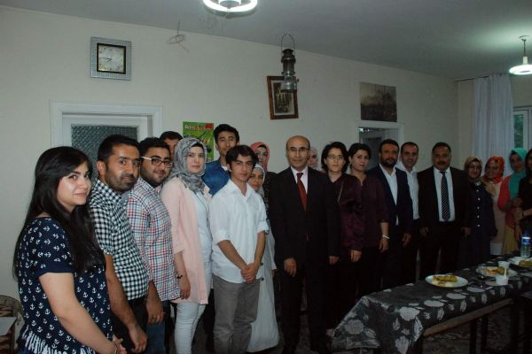 VALİ DEMİRTAŞ’TAN NEYZENLER DERNEĞİ'NE ZİYARET