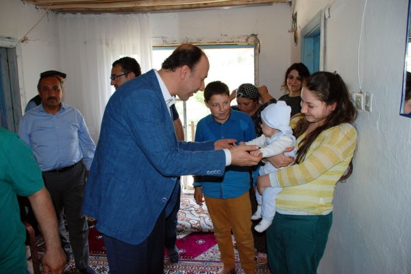 Vali Erin Göztepe ve Büyük Kırıklı Köylerini ziyaret etti