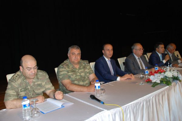 Vali Erin: “Uyuşturucu tacirleri ve tefeciler korksun, titresin”