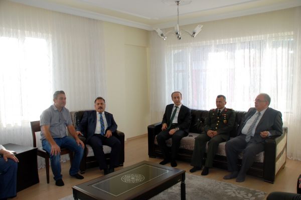 Vali Erin'den gazilere ziyaret