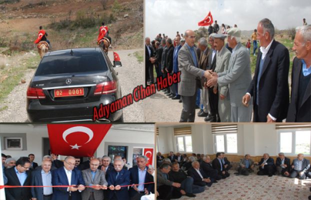 Valiye Türk Bayraklı Atlı Eskort