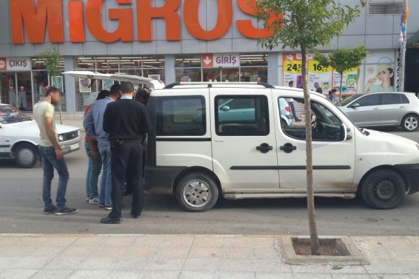 Varil Taşıyan Şüpheli Araç Polis Ekiplerini Harekete Geçirdi