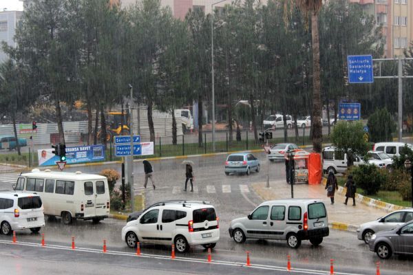 Yağmur Yağışı Etkili Oldu