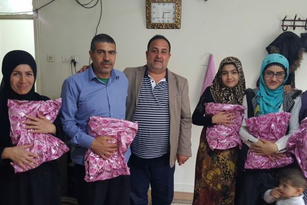 Yamanspor Kulübü, Suriyeli Ailelere Giyim Yardımı Yaptı