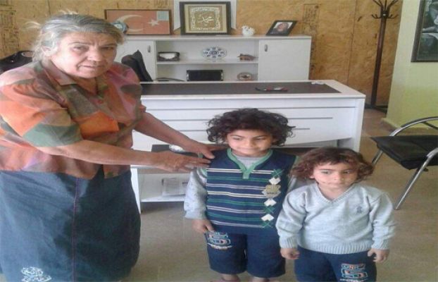 Yardım Derneğinden Suriyeli Çocuklara Kıyafet Yardımı