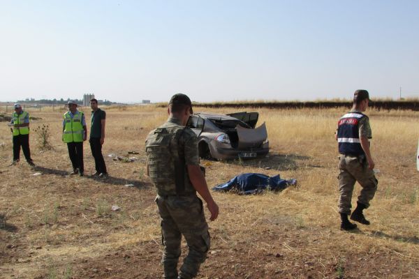 Karı Koca Kazada Feci Şekilde Can Verdi