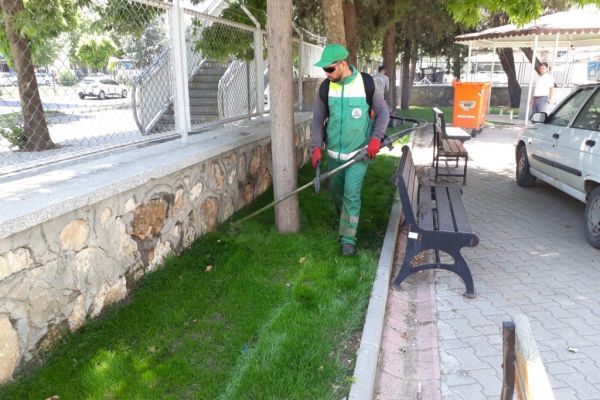 Yeşil alanlarda bakım ve temizlik çalışması