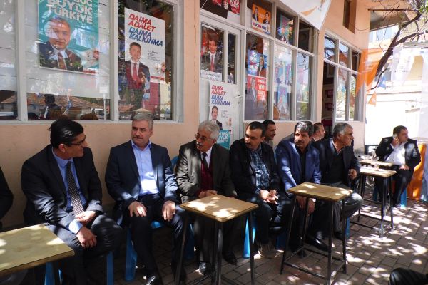 YETİŞ GÖLBAŞI AK PARTİ İLÇE SEÇİM İRTİBAT BÜROSUNU ZİYARET ETTİ