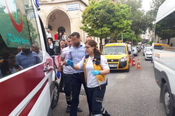 Yol verme kavgası: 1 yaralı