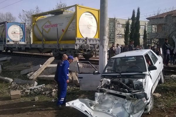 Yük Treni, Otomobili Biçti
