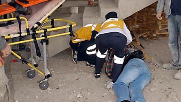 Yüksekten Düşen İşçi Yaralandı
