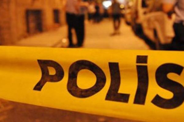 Yüksekten düşen yaşlı adam hayatını kaybetti