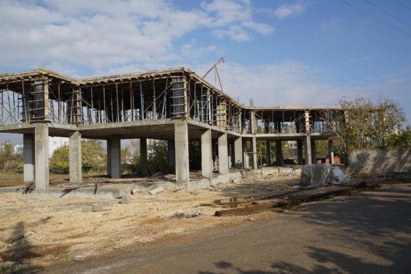 Yunus Emre Mahallesi Taziye Evi inşaatı hızla devam ediyor