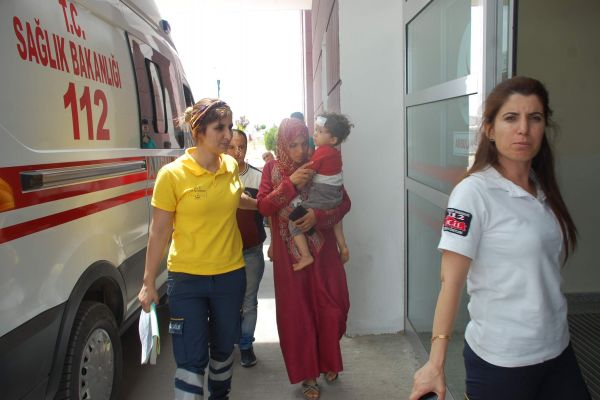 Yürürken Düşen Suriyeli Çocuk Hastaneye Kaldırıldı