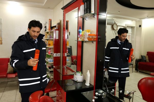 Zabıta Ekipleri Kuaförleri Denetledi