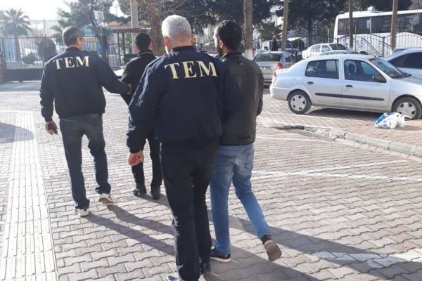 Zeytin Dalı Harekatı’na karşı terör propagandası yapan 2 şahıs yakalandı